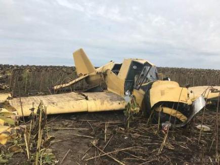 У Хмельницькій області розбився літак, що здійснював обприскування полів соняшника
