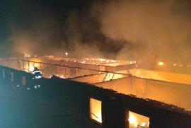 Київська область: рятувальники ліквідували загорання виробничо-столярного цеху