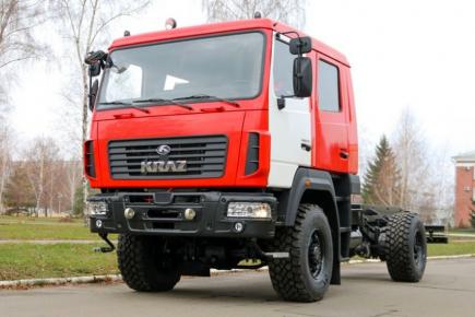 Нові пожежні машини в Україні: навіщо КрАЗ схрестили з МАЗом?