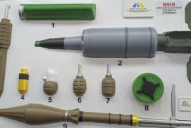 Уроки ОБЖД на Донбасі: школи отримали макети для вивчення протимінної безпеки