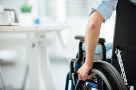 Працівник-інвалід може піти у щорічну відпустку не відпрацювавши перших шість місяців