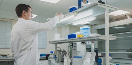 Який порядок атестації лабораторій на проведення гігієнічних досліджень факторів виробничого середовища і трудового процесу?