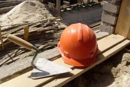 Трагедія на будівництві: на Хмельниччині під час висотних робіт загинув робітник