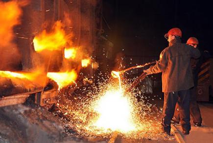Умови праці робітників підприємств чорної металургії