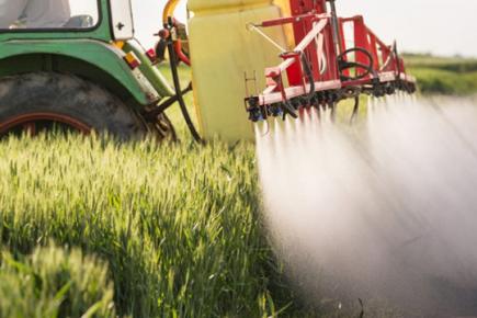 Роботодавці проти прийняття законопроекту про пестициди та агрохімікати