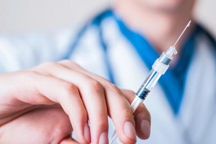 МОЗ внесе ще три категорії працівників до переліку з обов’язковою вакцинацією від ковіду