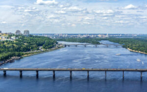 Дніпро може вийти з берегів. Оголошено І рівень небезпеки