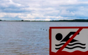 Одеські пляжі визнали непридатними для купання