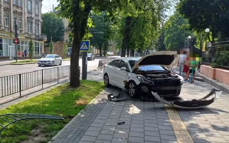 Майже 5 тисяч ДТП сталось на Львівщині від початку року: які основні причини