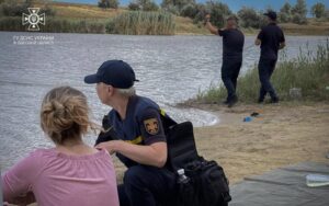 Трагедія на воді: під Одесою загинув чоловік, намагаючись врятувати своїх онучок