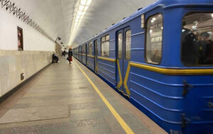 У метро в Києві просіли тунелі: заплановано ремонтні роботи для уникнення аварійної ситуації