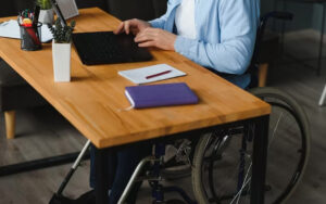 Про виконання роботодавцями нормативу робочих місць для працевлаштування осіб з інвалідністю