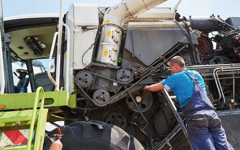 Охорона праці під час випробування двигунів, паливних насосів та інших агрегатів сільськогосподарської техніки