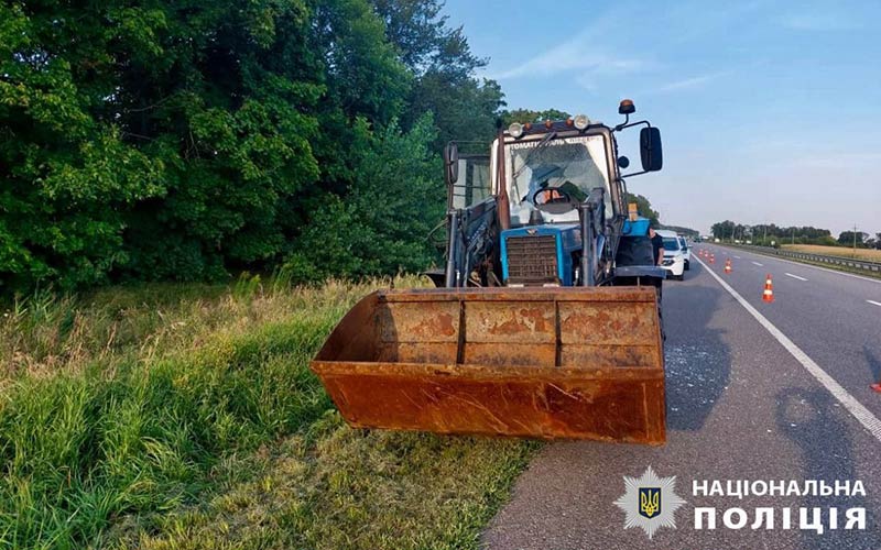 Трактор підірвався на боєприпасі на Київщині