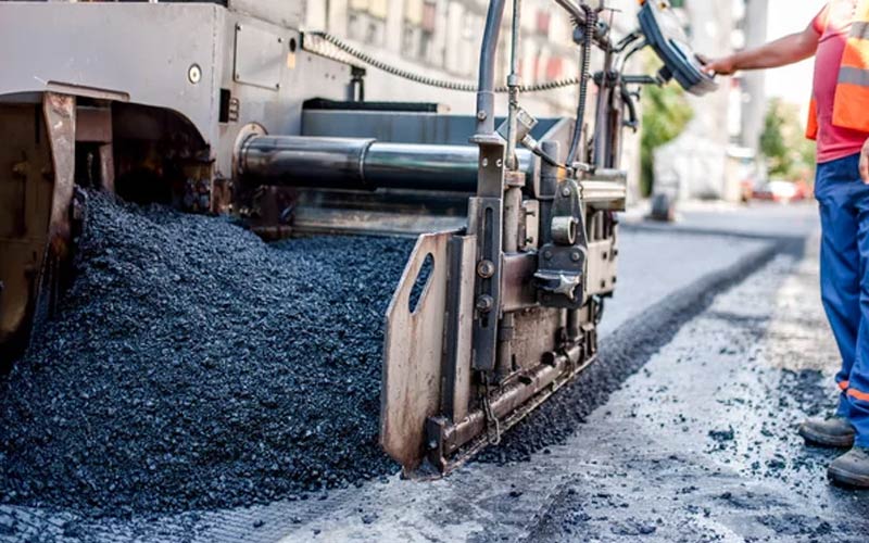 З жовтня 2025 року набувають чинності національні стандарти про бітумомінеральні суміші, гармонізовані з європейськими стандартами